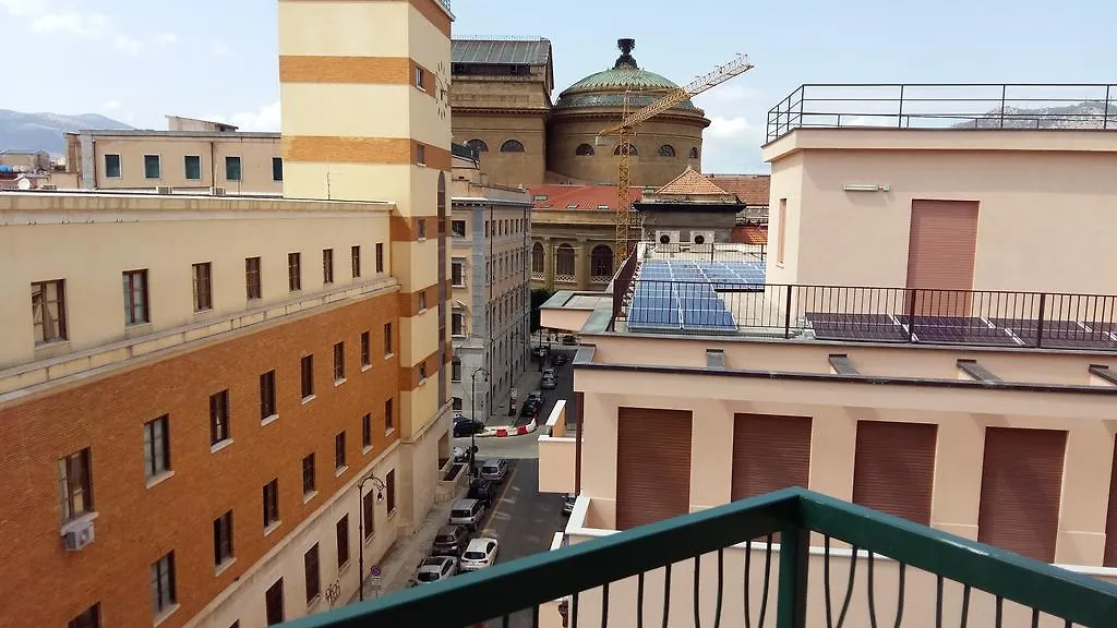 Affittacamere Guelio al Massimo Suites&Breakfast Palermo
